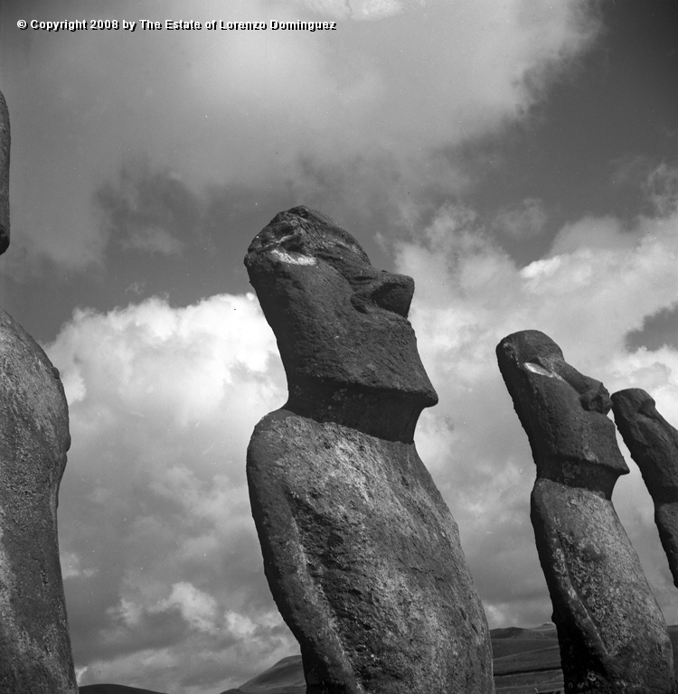 AKI_Detalle_01.jpg - Easter Island. 1960. Ahu Akivi. Detail of  the ahu restored by the Chilean-American archeological expedition lead by William Mulloy in 1960.