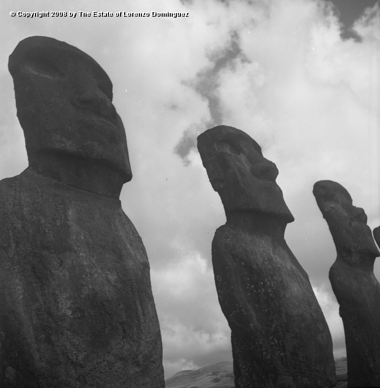 AKI_Detalle_02.jpg - Easter Island. 1960. Ahu Akivi. Detail of  the ahu restored by the Chilean-American archeological expedition lead by William Mulloy in 1960.