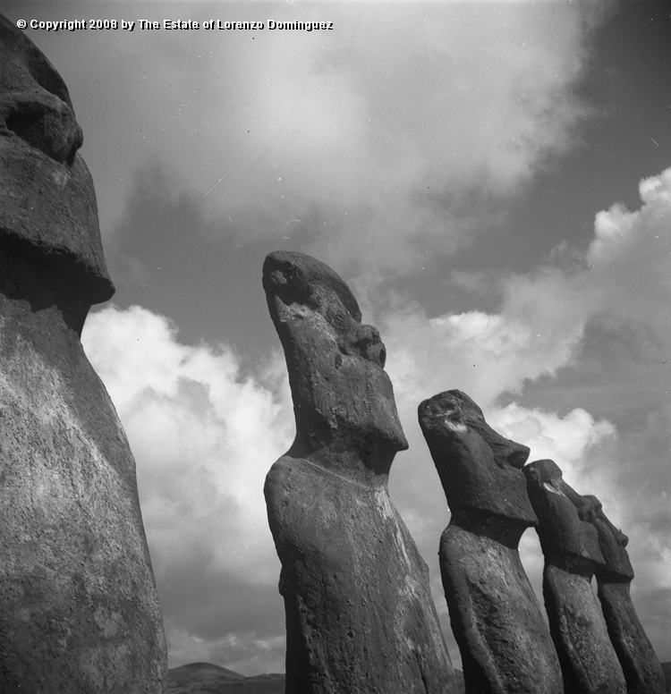 AKI_Detalle_03.jpg - Easter Island. 1960. Ahu Akivi. Detail of  the ahu restored by the Chilean-American archeological expedition lead by William Mulloy in 1960.