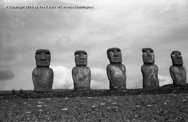 AKI_Detalle_09.jpg - Easter Island. 1960. Ahu Akivi. Detail of the ahu restored by the Chilean-American archeological expedition lead by William Mulloy in 1960.